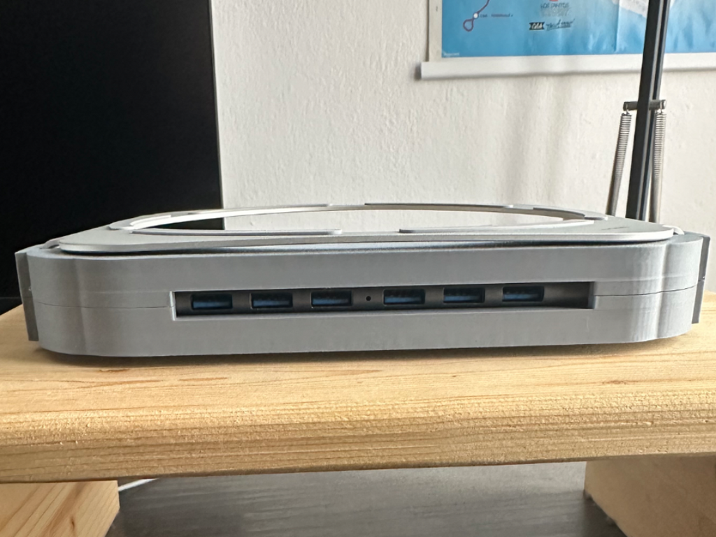 Supporto per adattatore USB C Hub 3.0 a 7 PorteThi