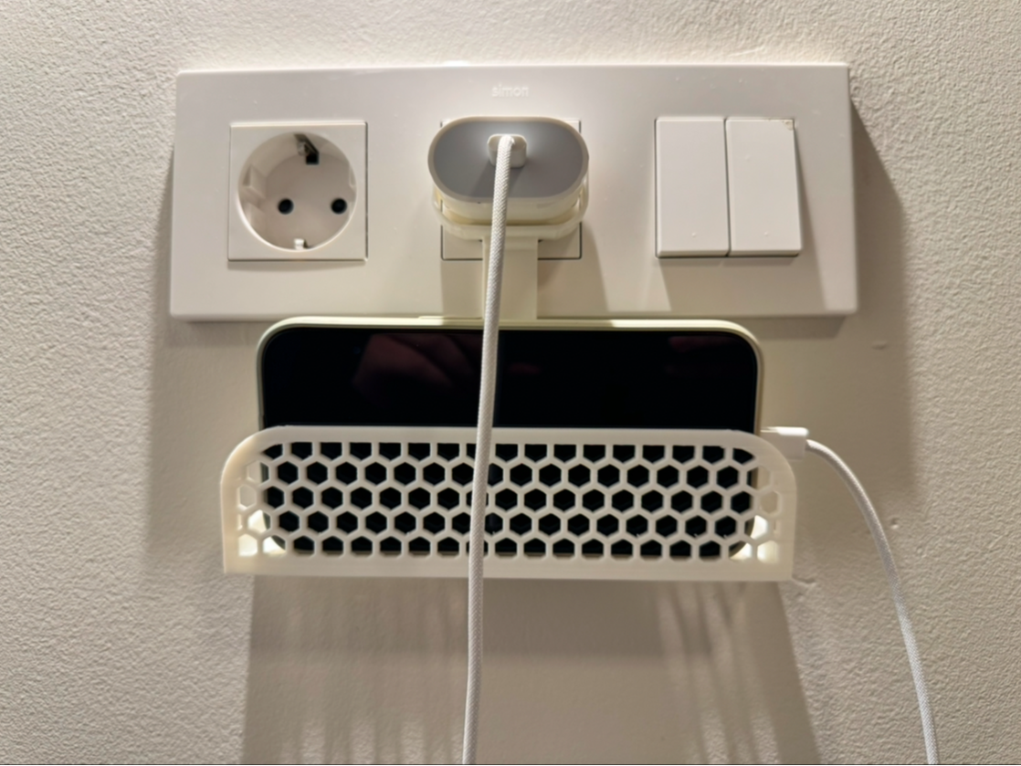iPhone墙壁充电器手机收纳架