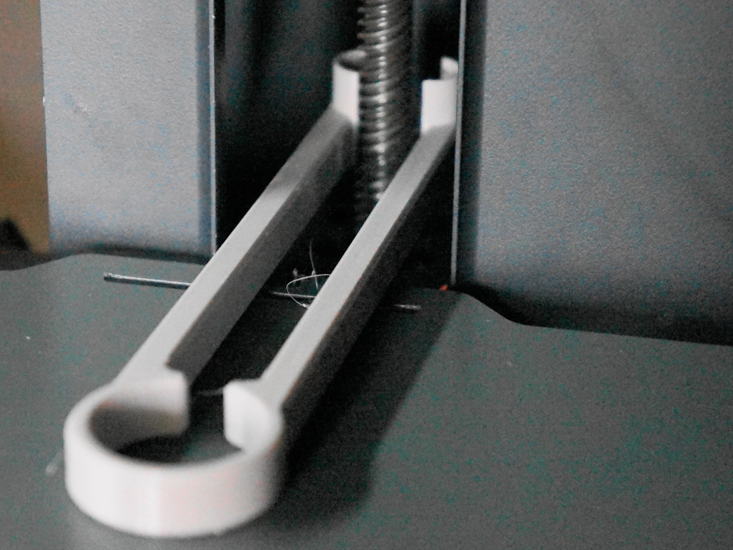 T8 spindle cleaner
