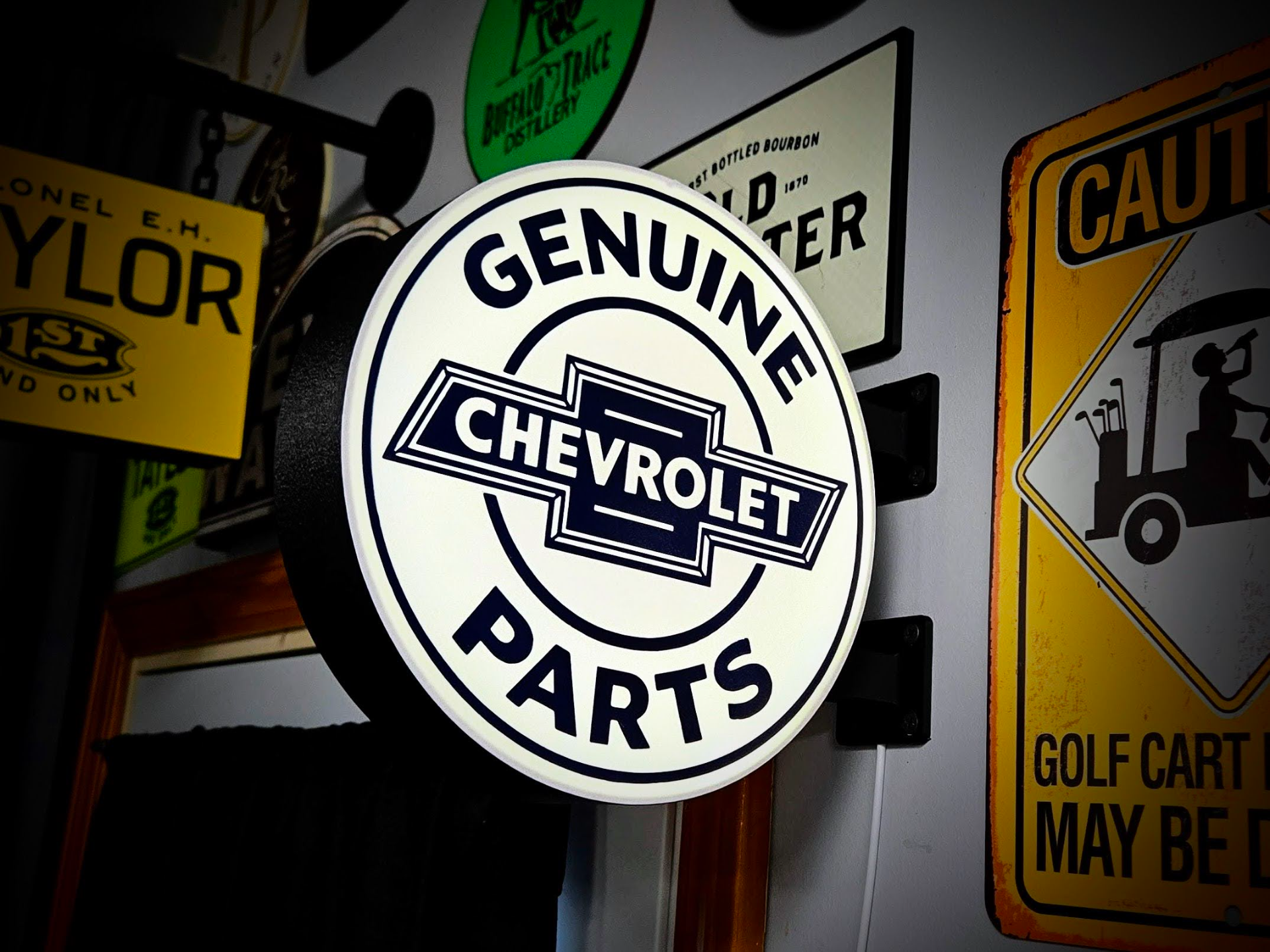CHEVROLET - 2-Sided Gas Station Lightbox Sign