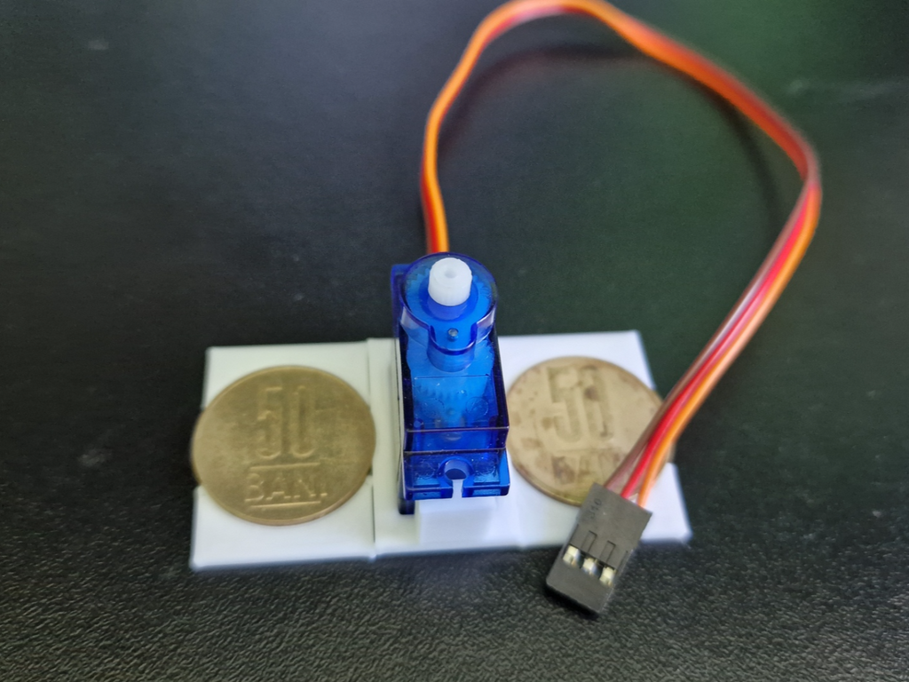 SG90 Servo Coin Holder