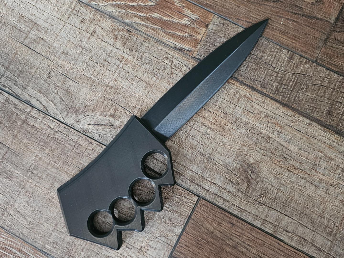 Brass Knuckle Blade