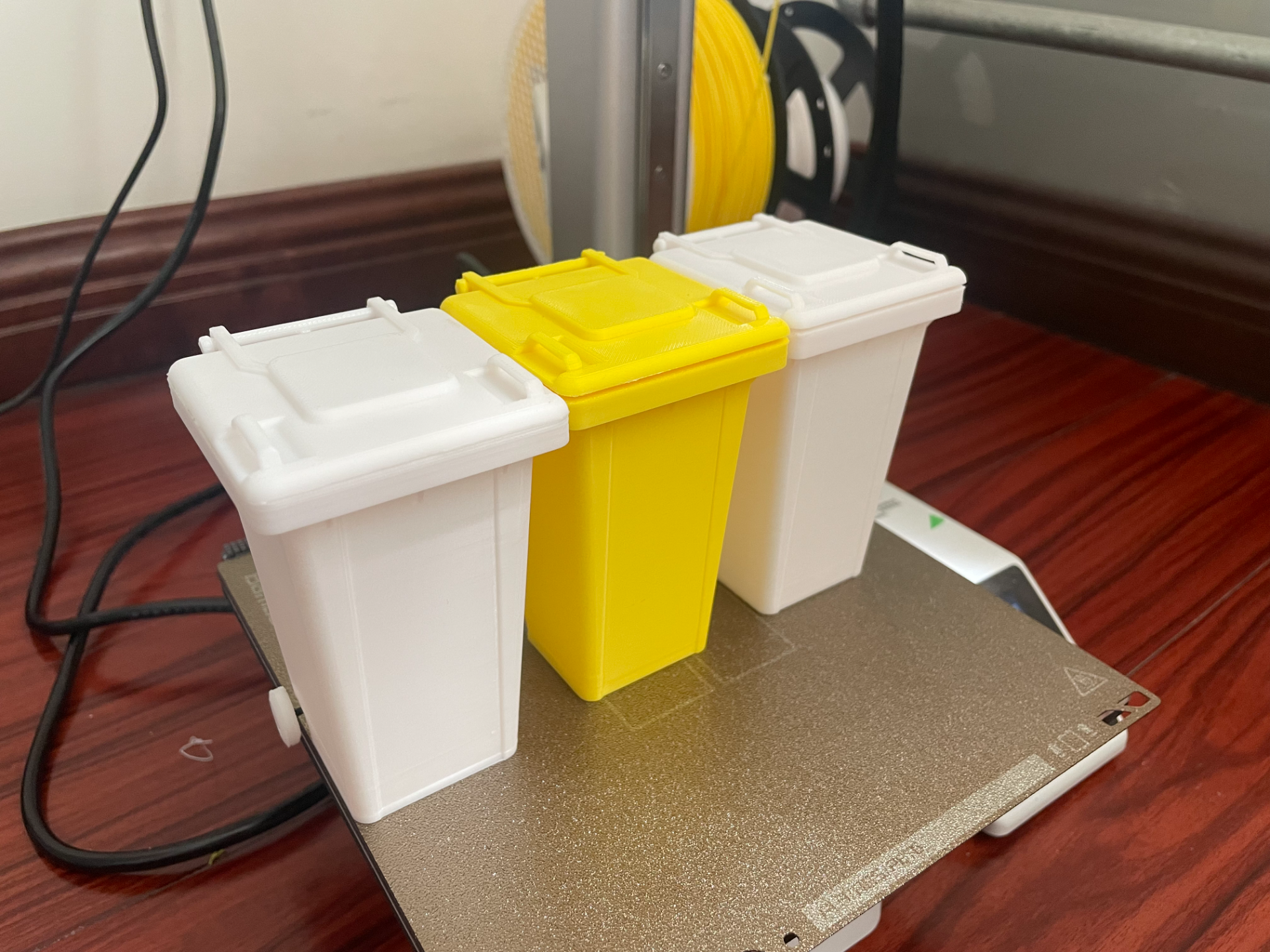 桌面垃圾桶