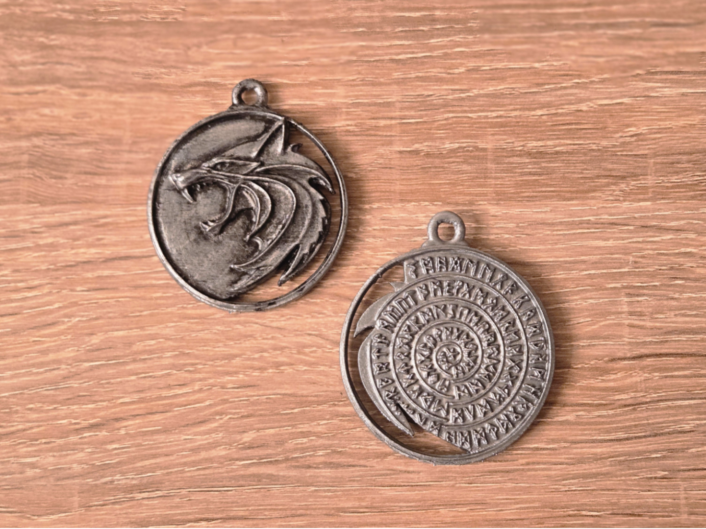 Witcher Geralt Medallion Necklace Prop