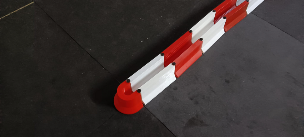 Barrier to mini Z race - Street Race
