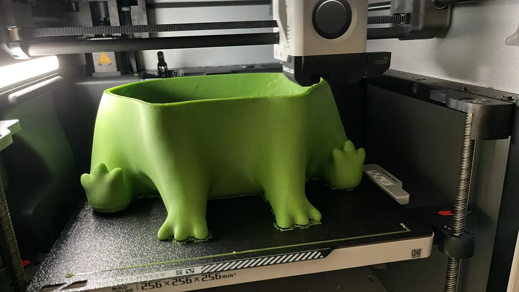 Fred The Frog, but a large magnetic container