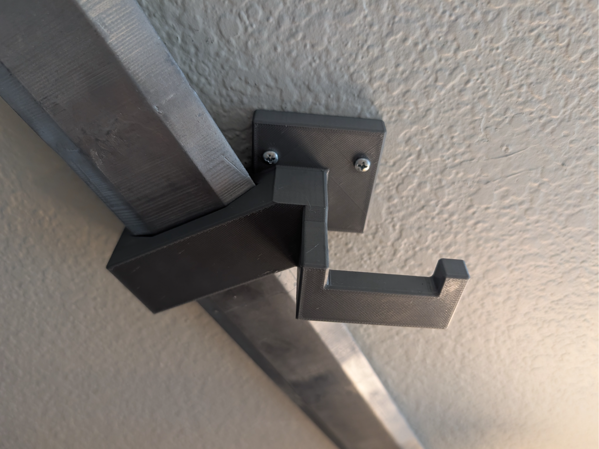 Sword & Shield Mount
