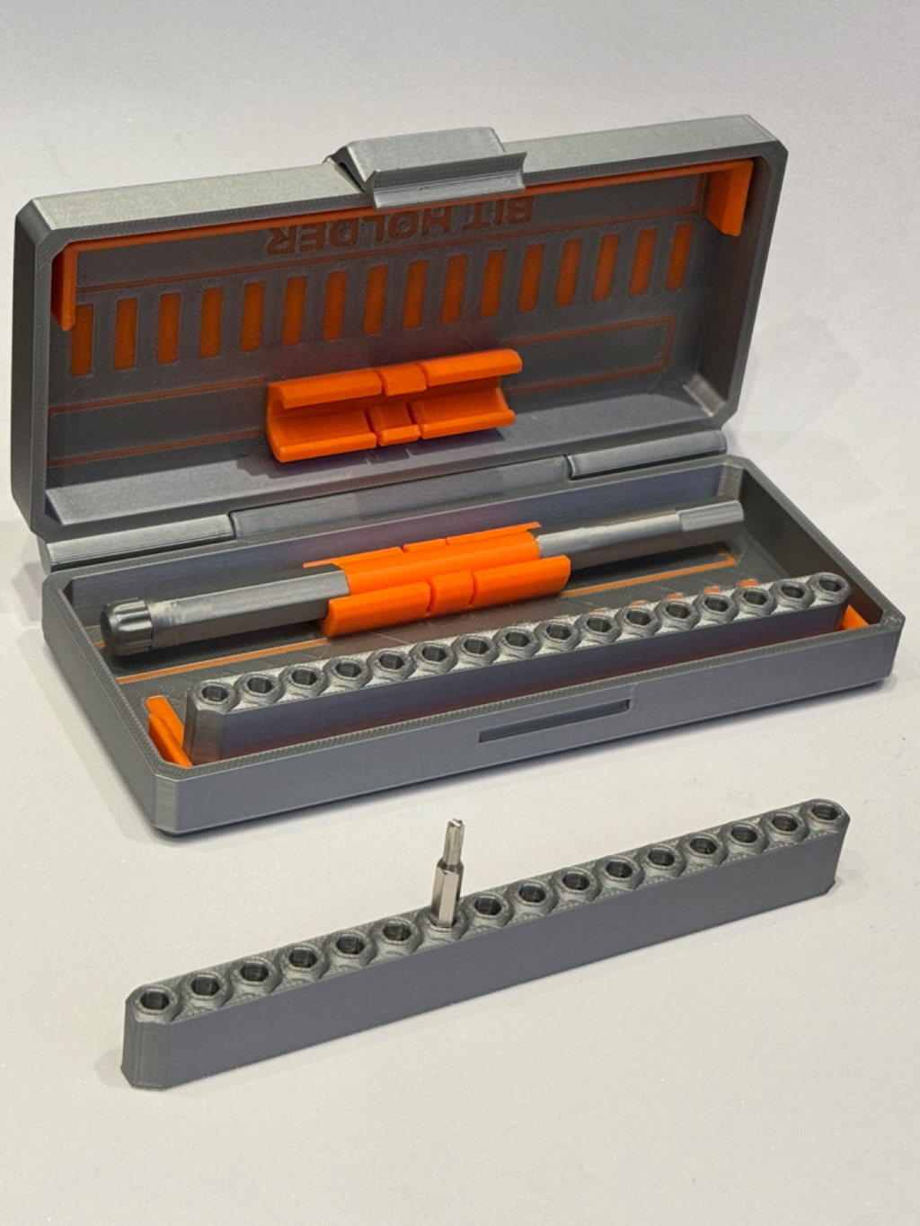 Ultimate Screwdriver Box with integrated hinges