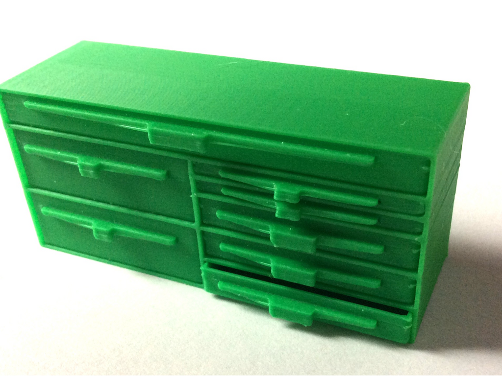 Toolkitbox 1:32 with drawers to open and close
