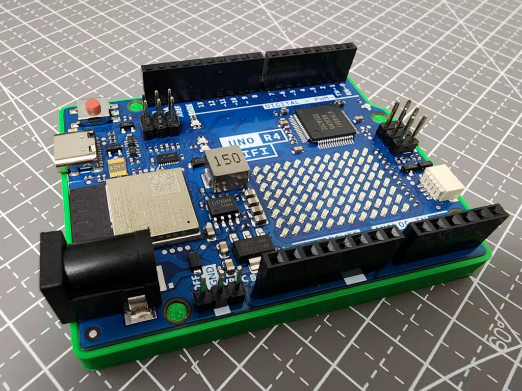 Arduino R4 Wifi壳