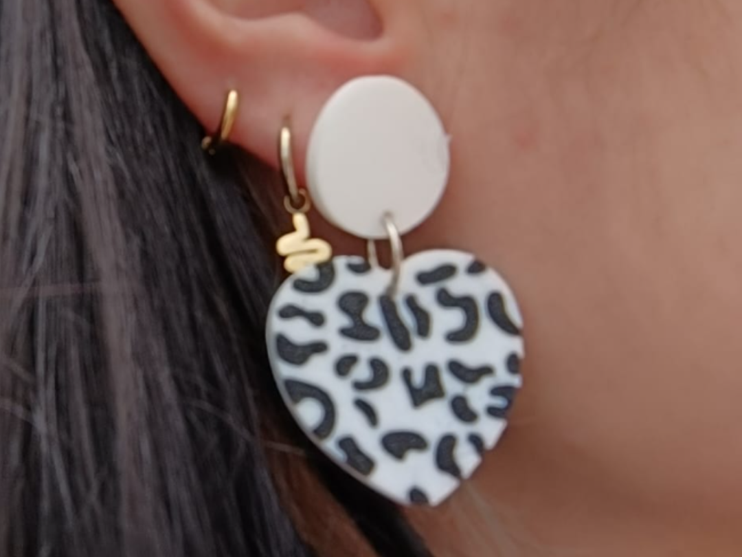 Animal print heart earring