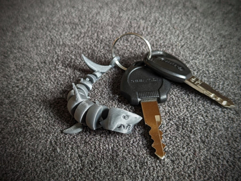 shark keychain fidget toy articulated pip