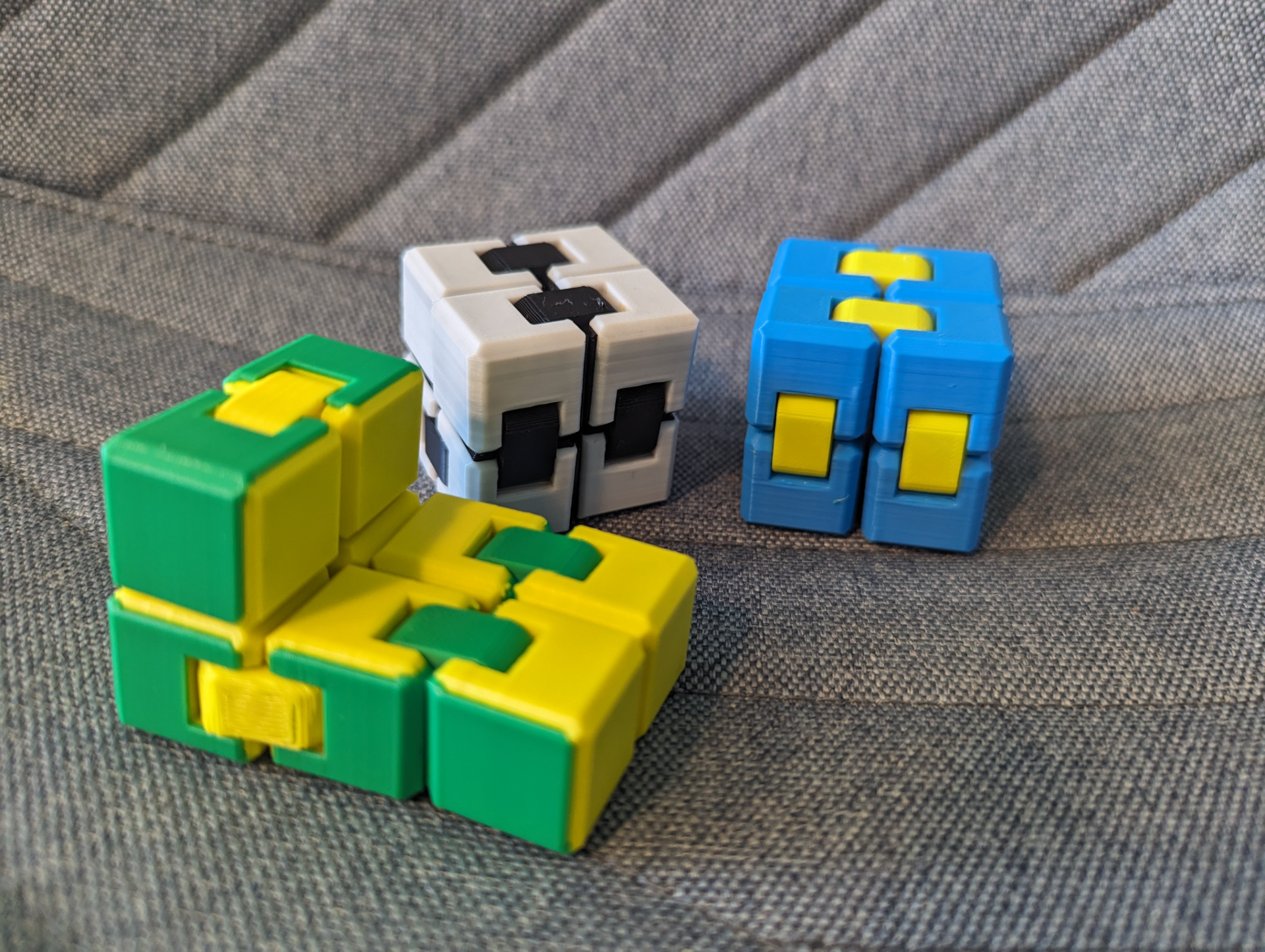 Two-faced Sturdy Infinity Cube