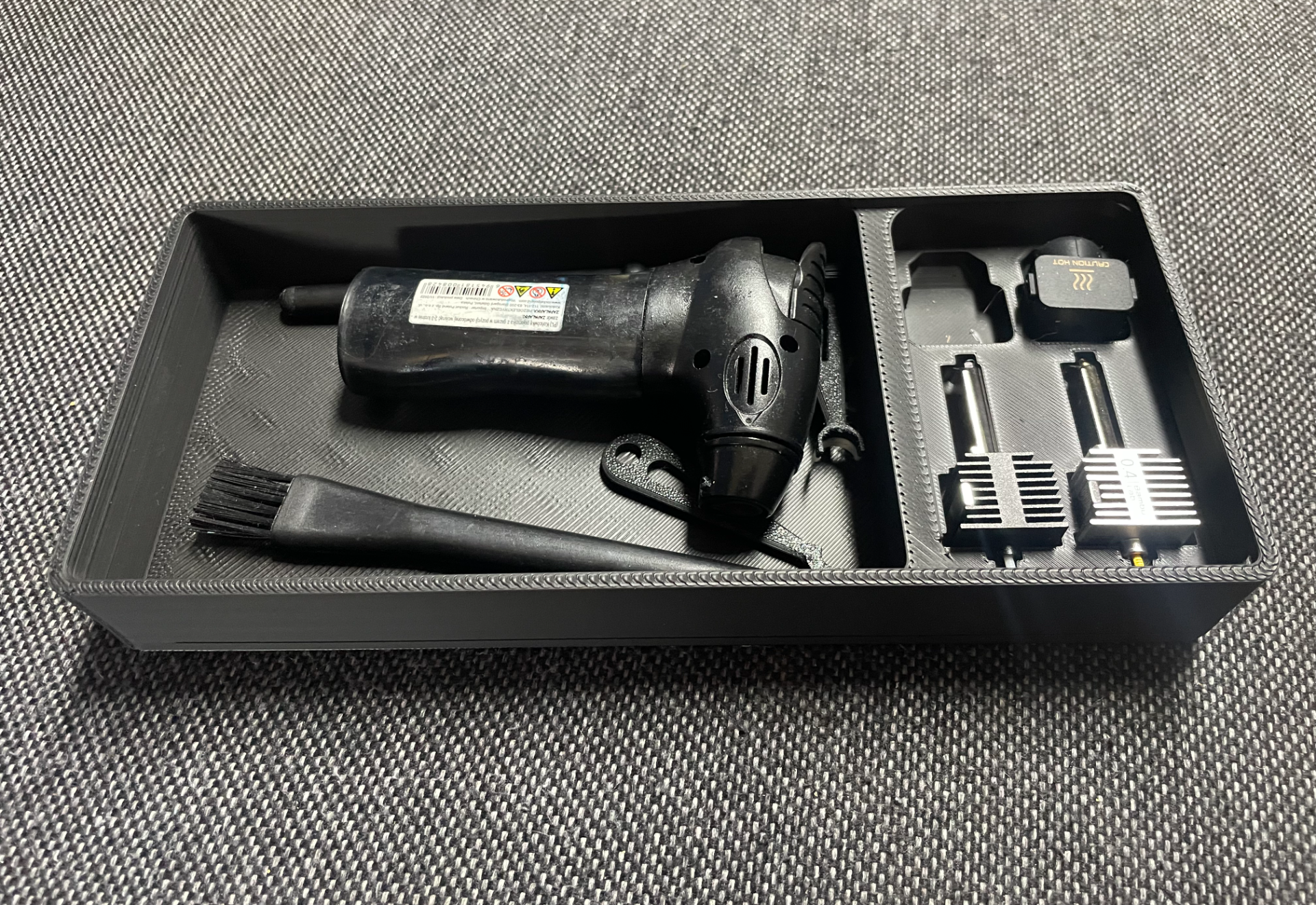 Nozzle / hotend organizer with extra space