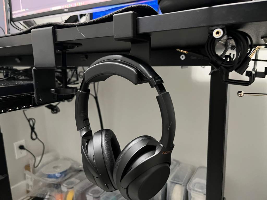 Headphones Holder