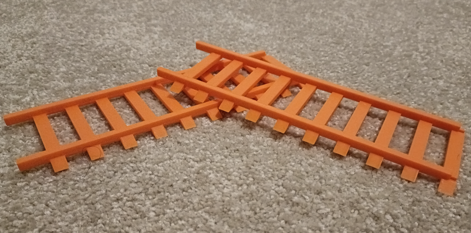 Straight Train Track