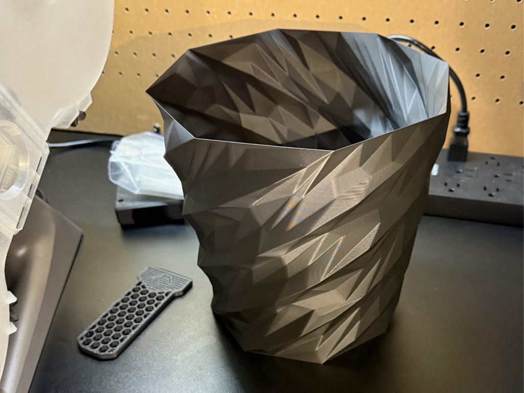 Low Poly Basket