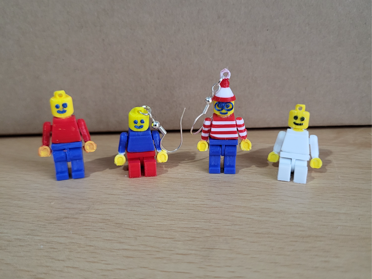 mini figure earring articulated