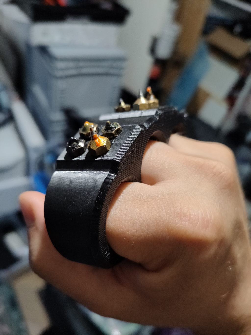 NOZZLE KNUCKLES