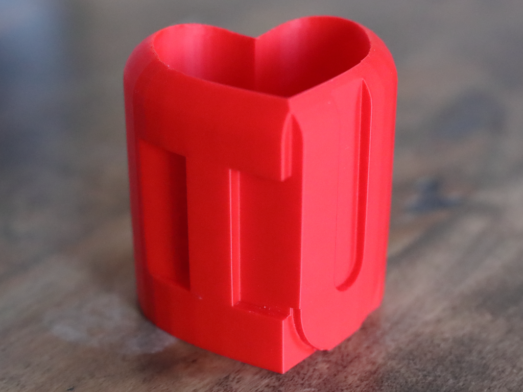 ILoveU Pencil or Flower Pot