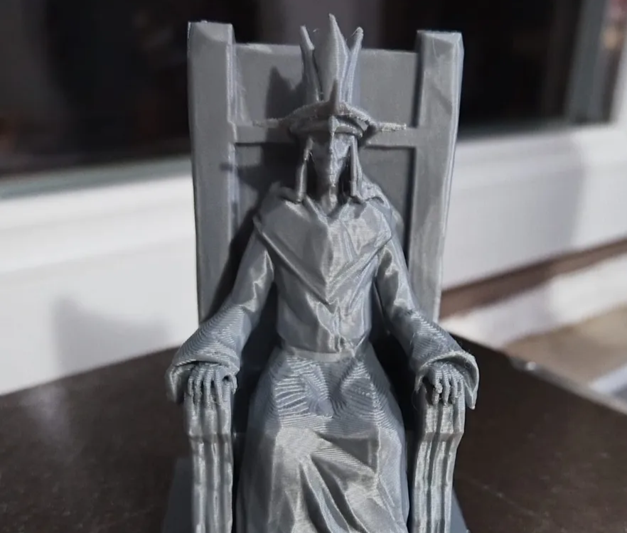 Solo Leveling God Statue
