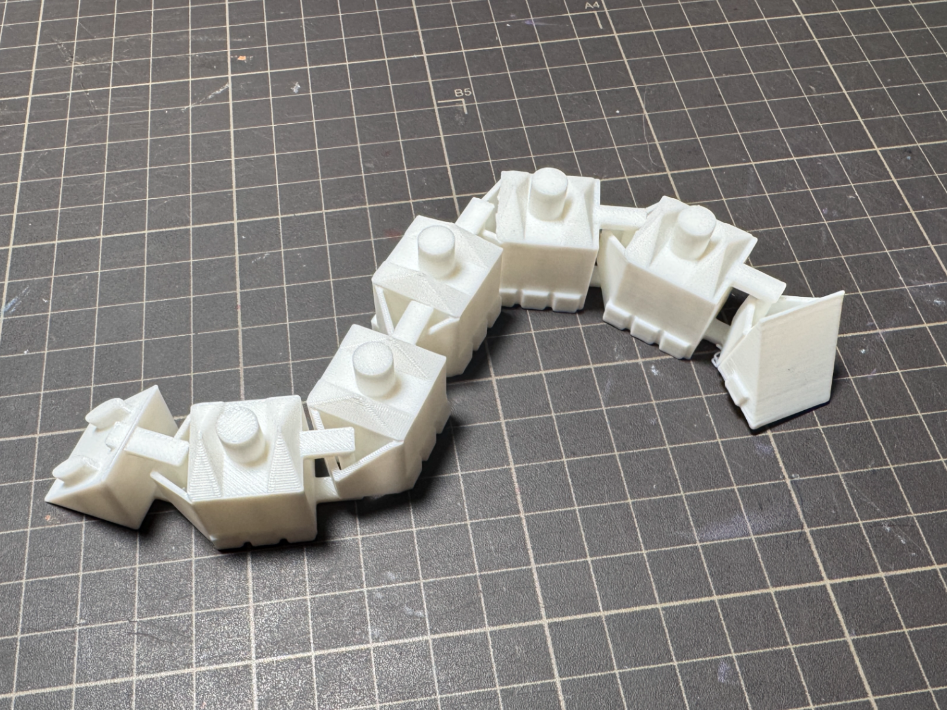 ROBO train dragon v1