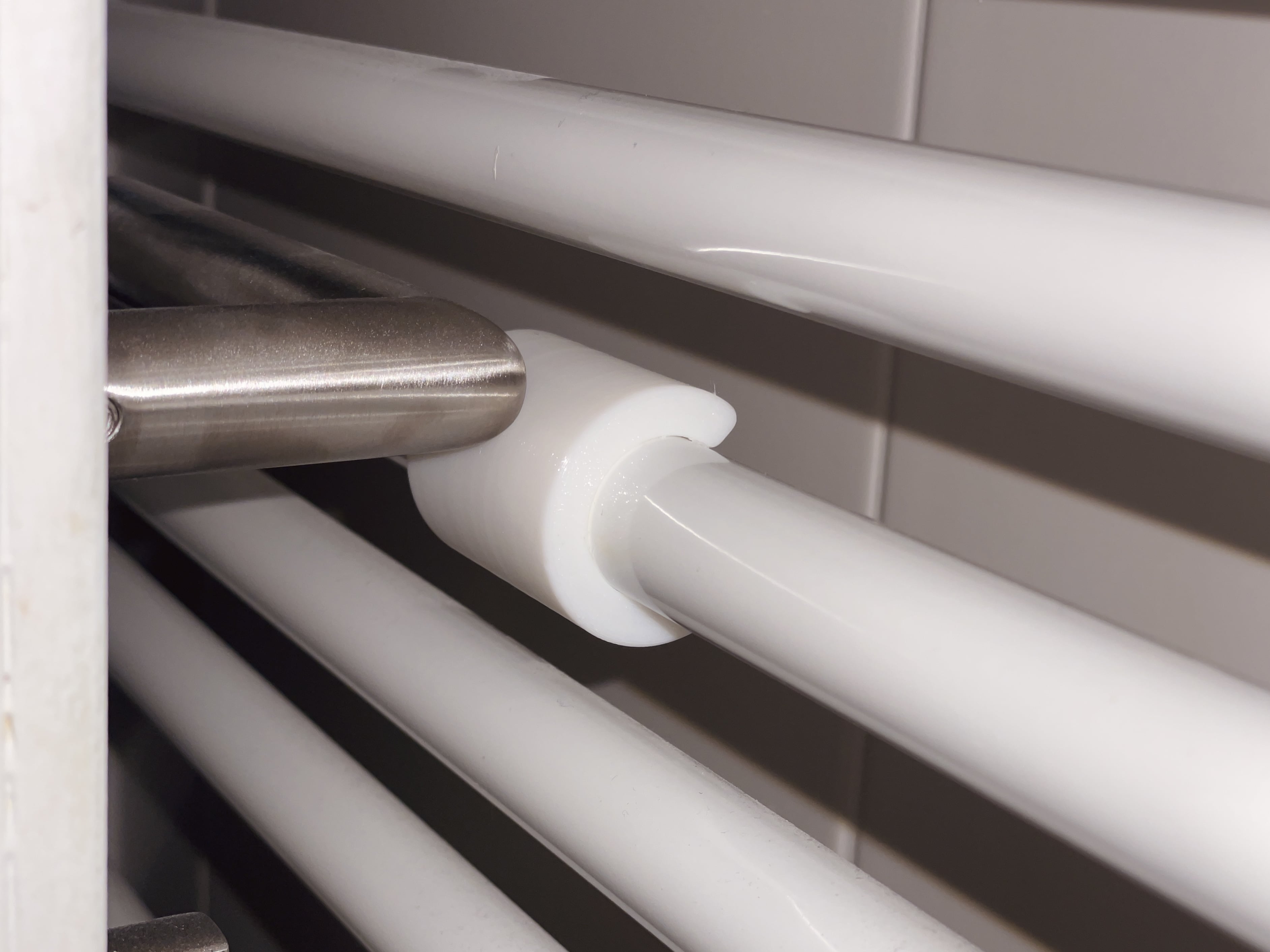 Buffer Latch Bathroom Towel Heating TPU