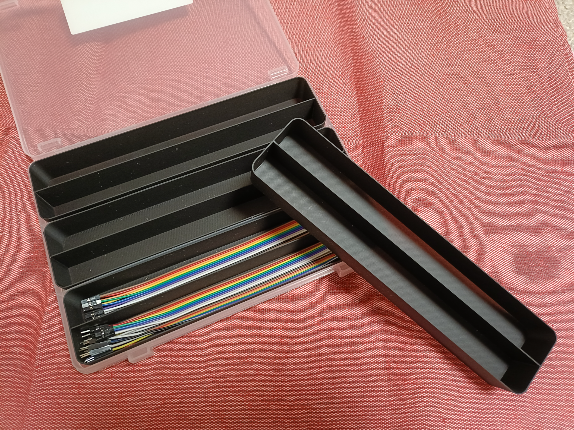 "sikiri 3" divider for jumper wire