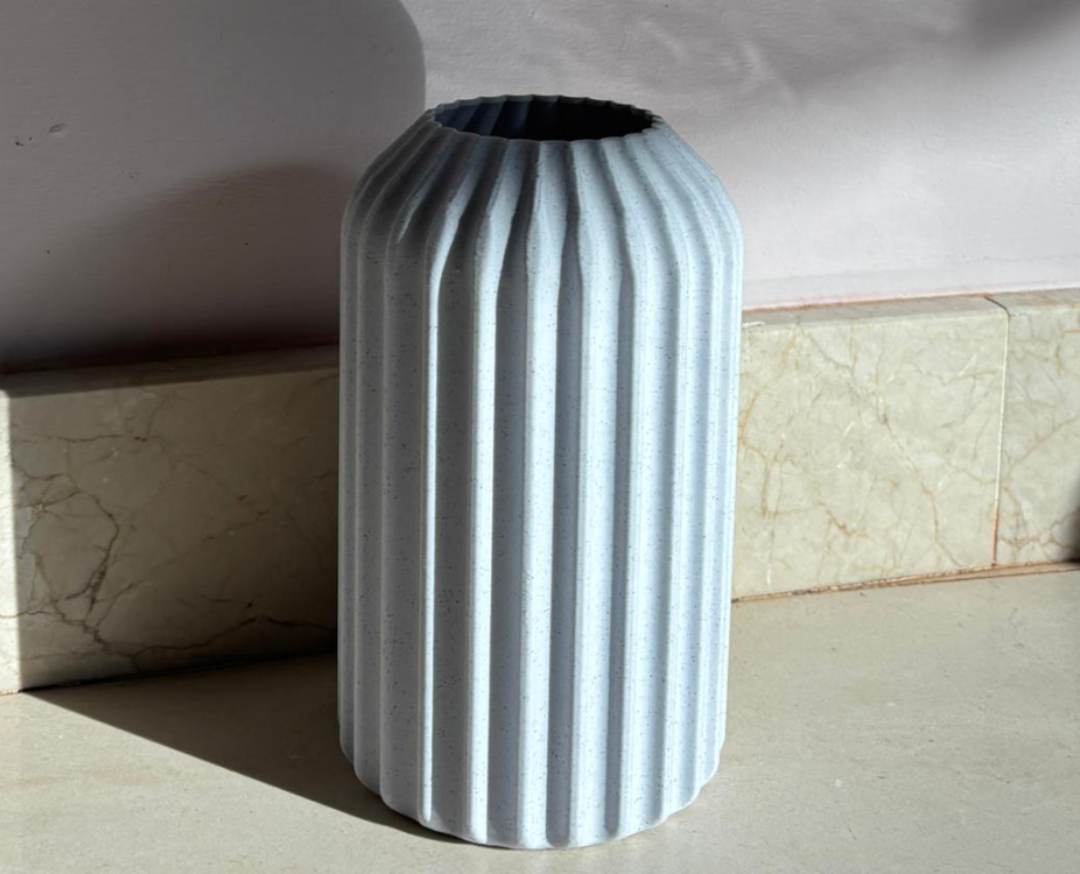 Large ribbed vase