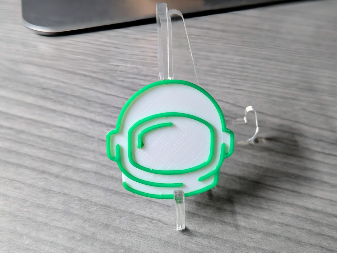 ASTRONAUT PENDANT (KEYCHAIN PROFILE INCLUDED)