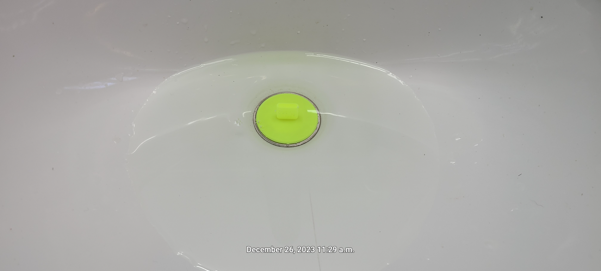 Bathroom sink plug