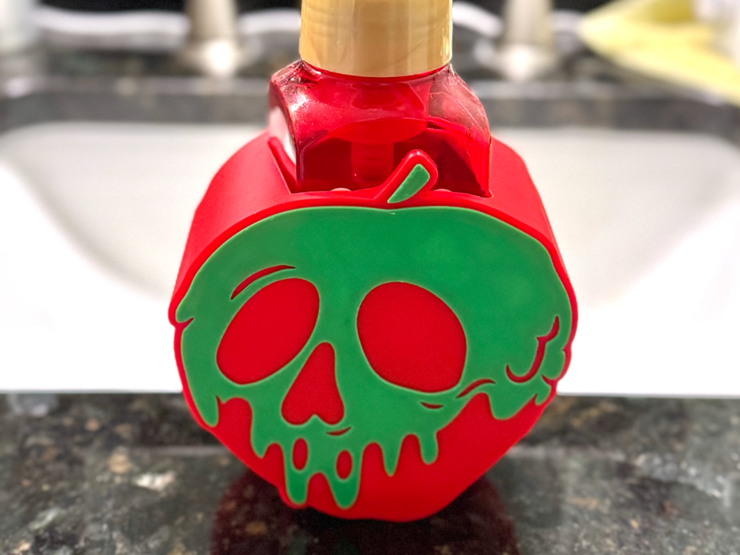 Poisoned Apple B&BW Foaming Soap Holder