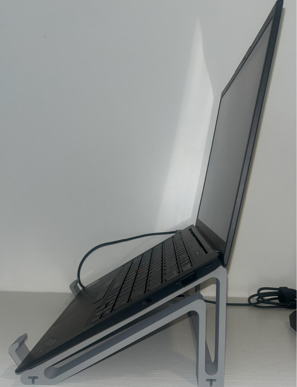 11 Inch+ Laptop Stand
