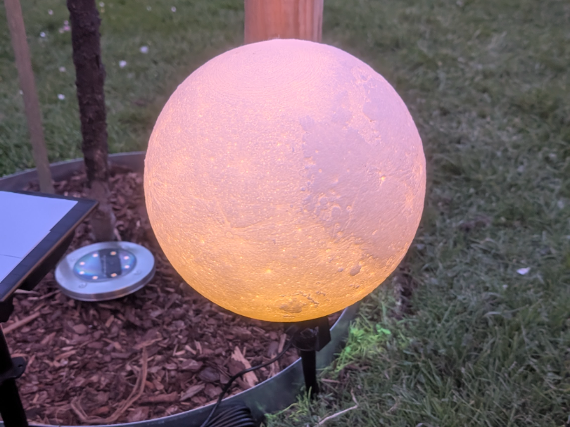 LED Mond Adapter