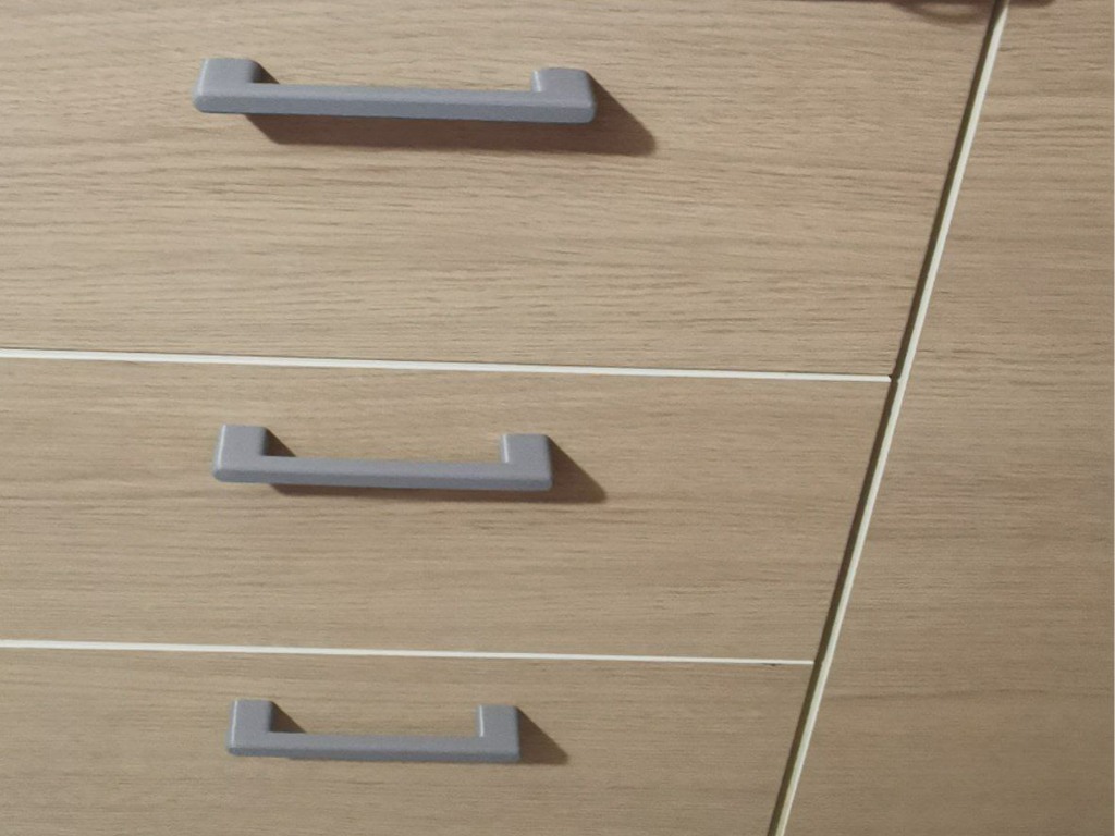 Handle Kitchen Minimal Design