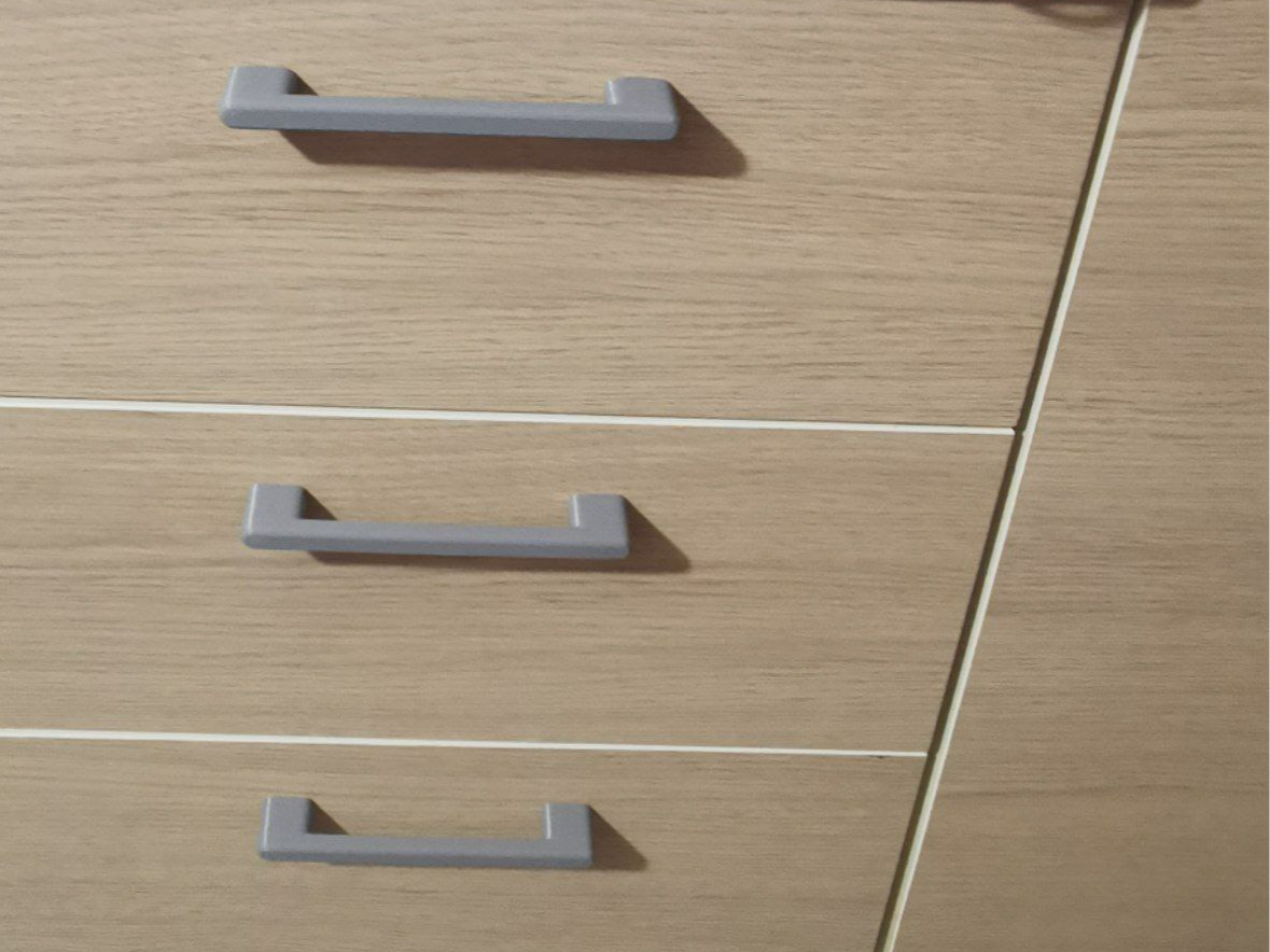 Handle Kitchen Minimal Design