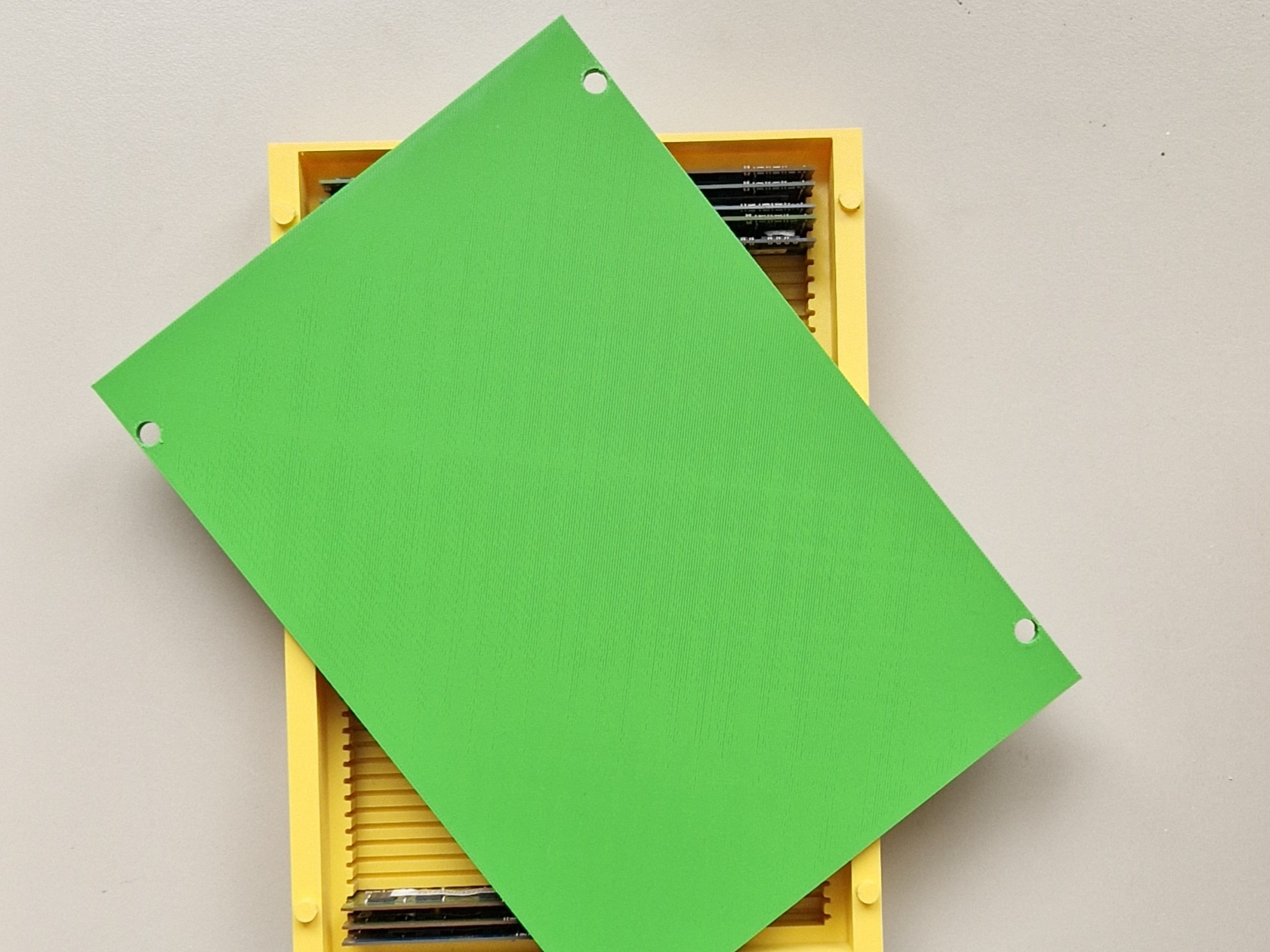Stackable holder lid, 5mm thick