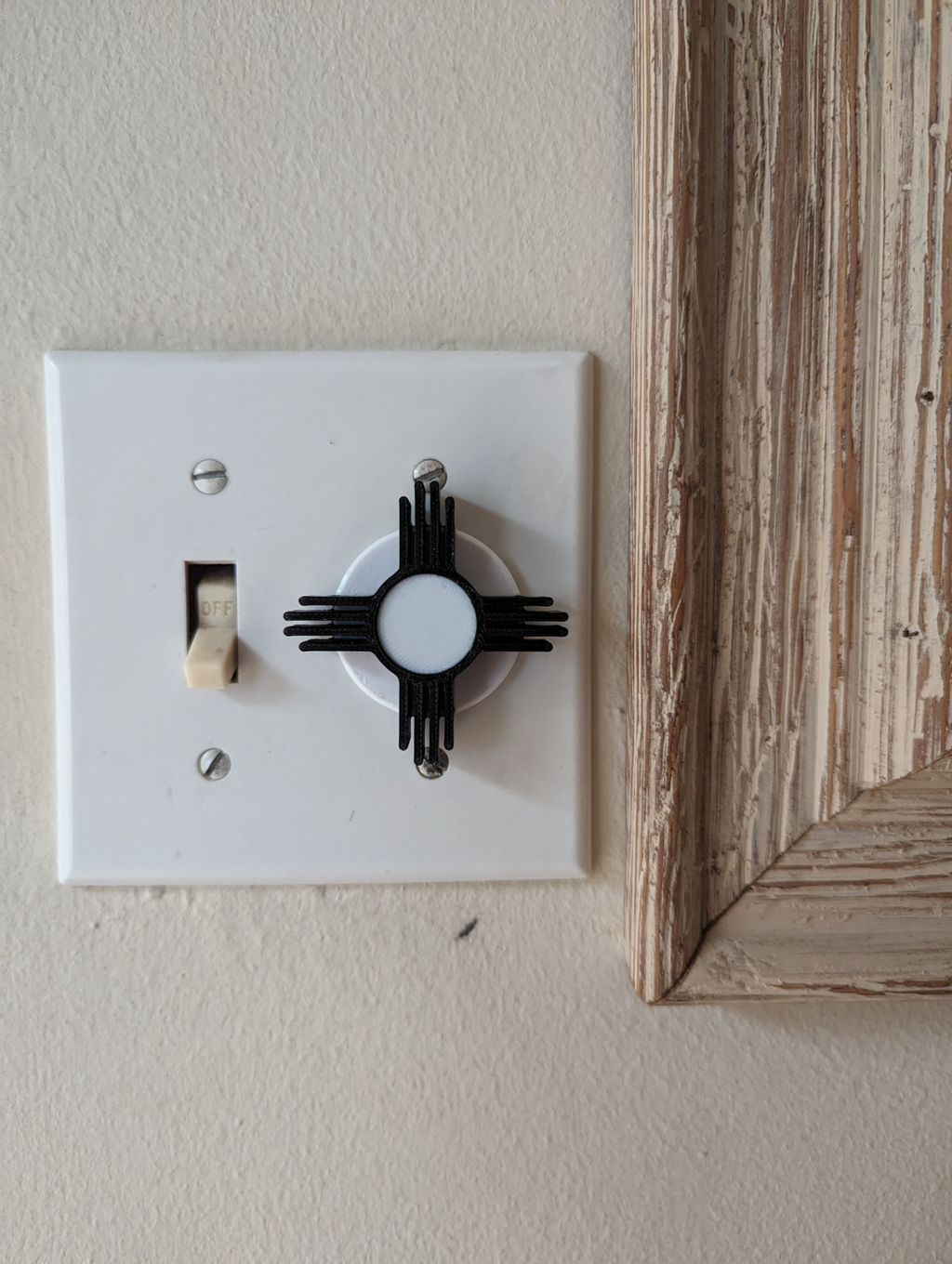 New Mexico Zia symbol dimmer switch/knob