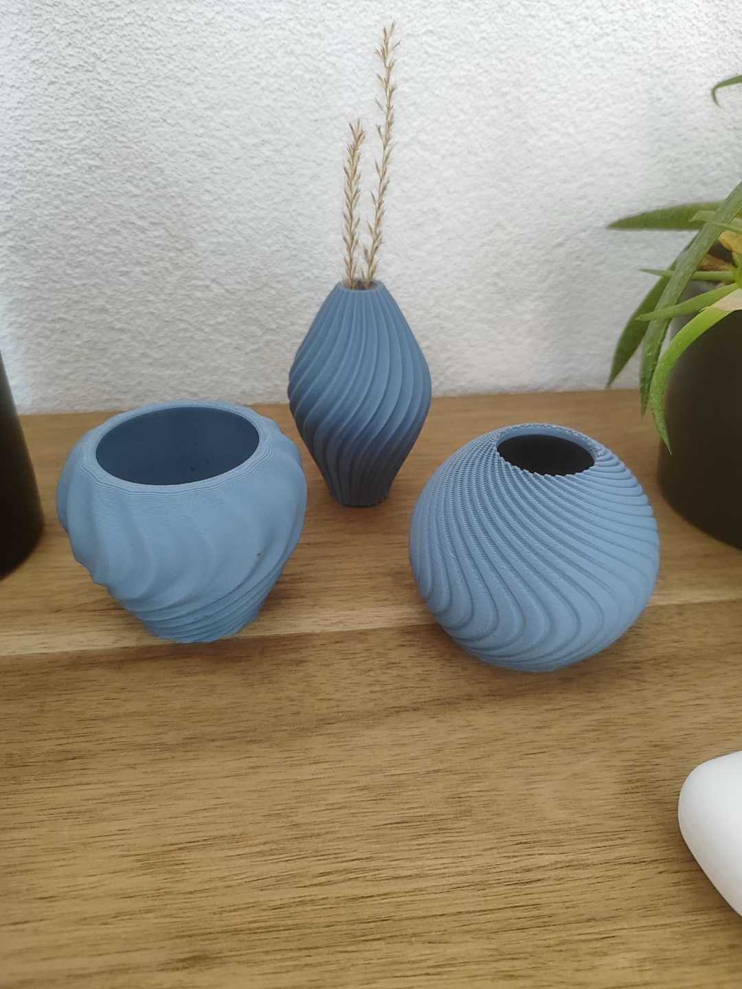 3 Simple Vases