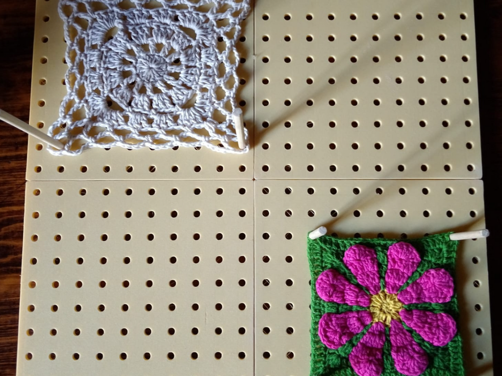 Tabla de bloqueo para ganchillo (granny squares)