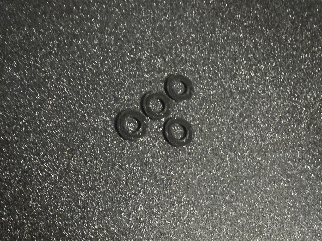 Tamiya Abstandshalter von Karosserie und Chassis