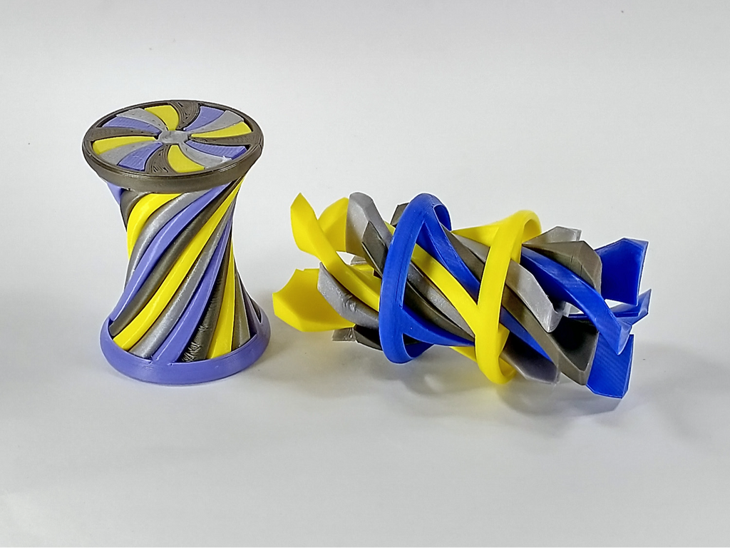 Four-Color Swirly Passthrough Fidget