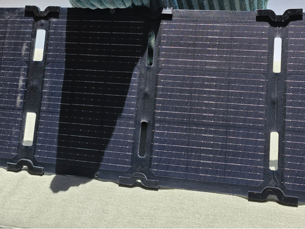 EcoFlow 45 Watt solar panel clips