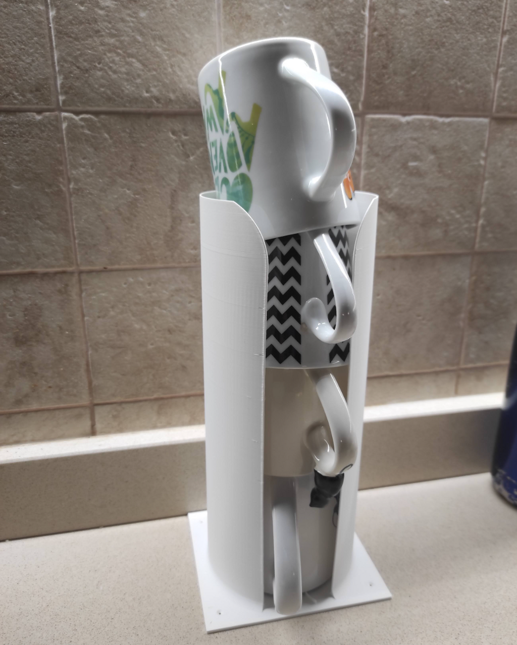 Mug holder stacker