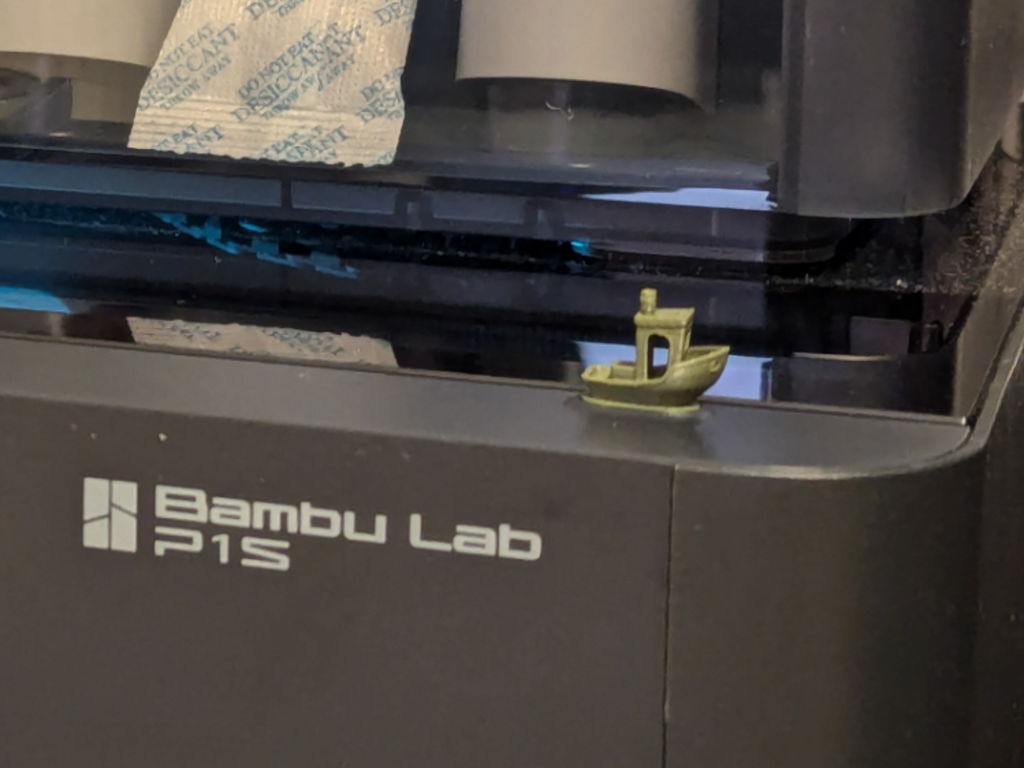 P1S plug with benchy