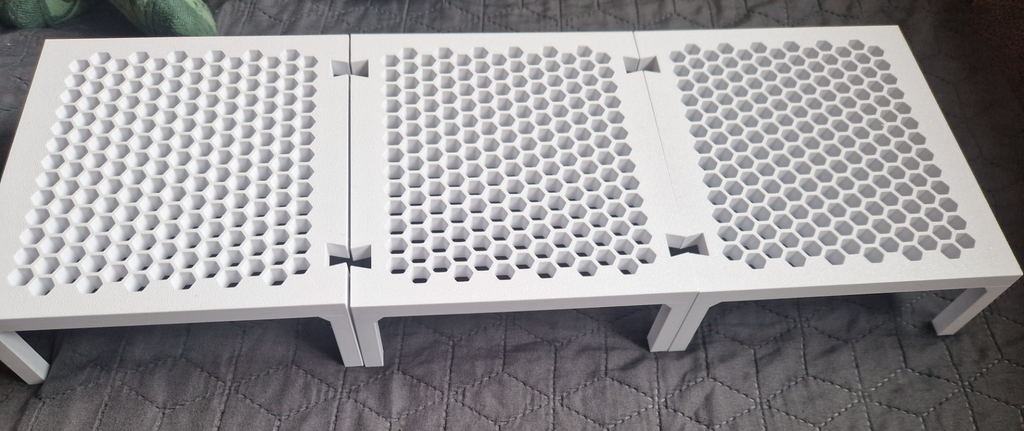 Shelf orgnizer - honeycomb