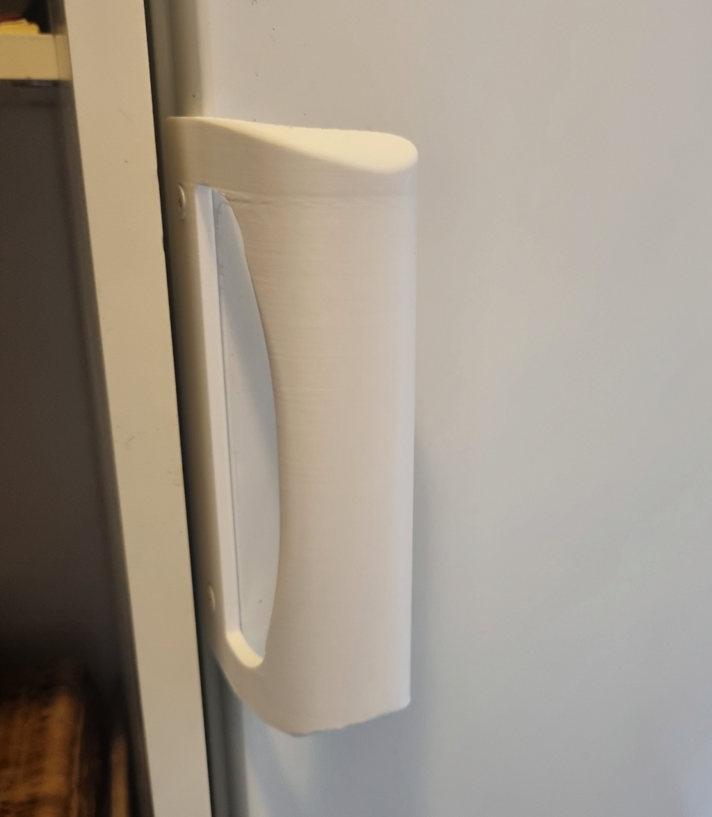 Electrolux Fridge Handle, hole distance 133 mm