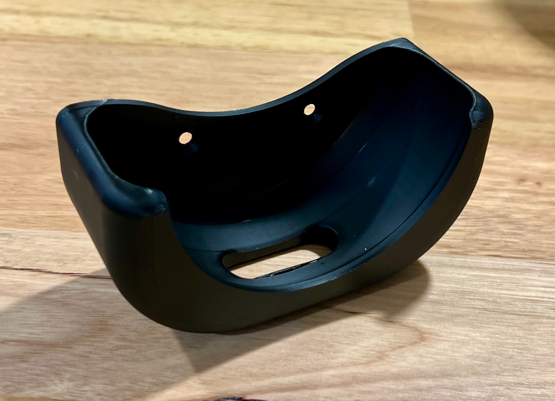 Amazon Echo Dot 3 wall mount (screw or tape)
