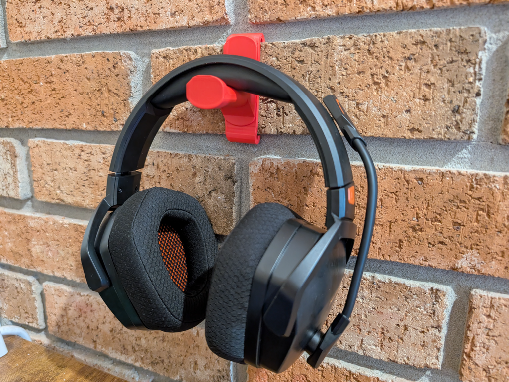 Headphone Brick Clip