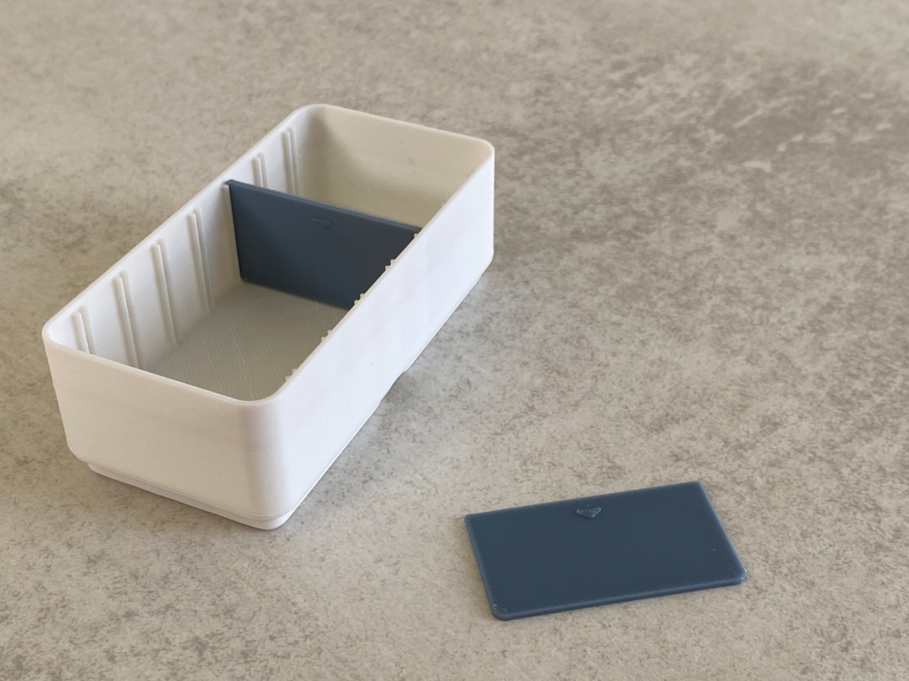 Parametric Gridfinity Bin with Dividers